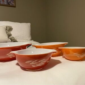 Vintage Pyrex Harvest Cinderella 4 Mixing Bowl Set - EXCELLENT condition